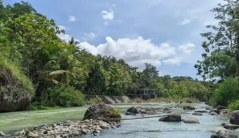 Bendung Khayangan Park
