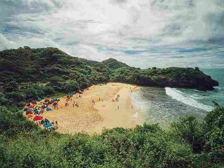 Pantai Sedahan